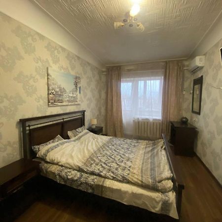 Ferienwohnung 3Х Комнатные Аппартаменты В Центре Жд Вокзал Poltawa Exterior foto